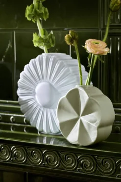 Flower Vase - Snerle