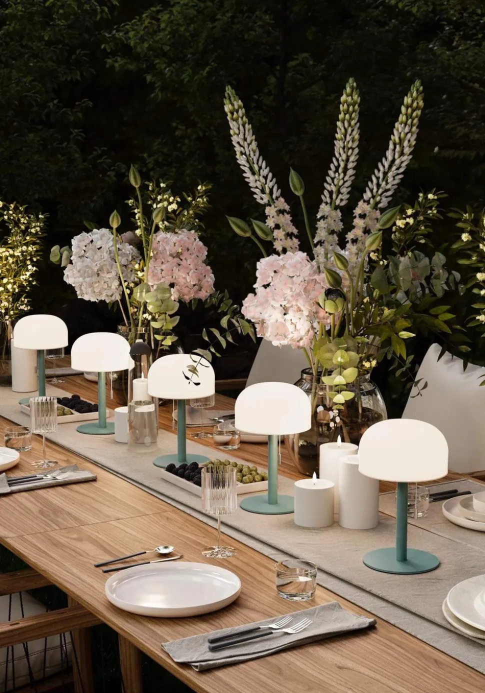 Ikon Smooth LED Bordlampe