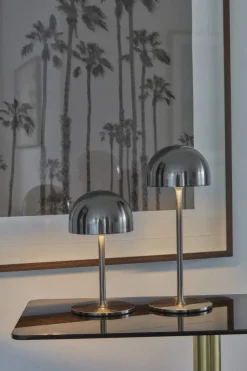 Tim Genopladelig Bordlampe